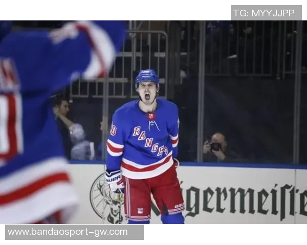 林加德闪耀全场两球一助攻海港主场遭遇逆转落后三球